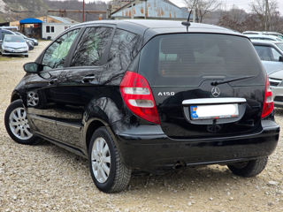 Mercedes A-Class foto 2