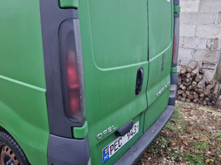 Opel Vivaro foto 4