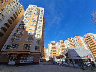 Apartament cu 3 camere, 115 m², Botanica, Chișinău