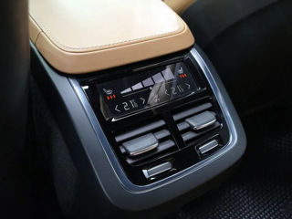 Volvo XC90 foto 19