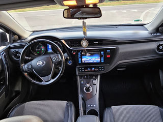 Toyota Auris foto 8