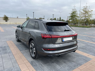 Audi e-tron foto 3