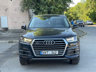 Audi Q7 foto 2