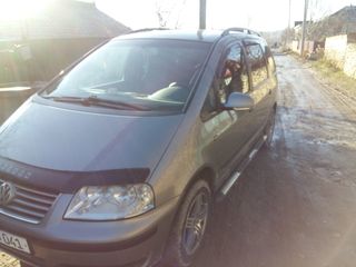 Volkswagen Sharan foto 5