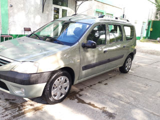 Dacia Logan foto 3