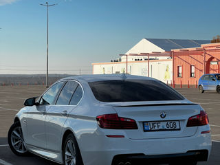 BMW 5 Series foto 4