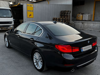 BMW 5 Series foto 2