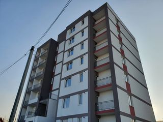 Apartament cu 2 odăi 57,5 m2, doar 390 euro pentru 1 m2, Hîncești, bloc nou,super preț !. foto 2