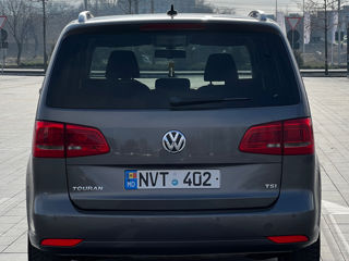 Volkswagen Touran foto 5