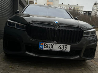 BMW 7 Series foto 5