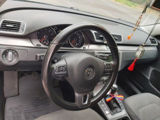 Volkswagen Passat foto 7