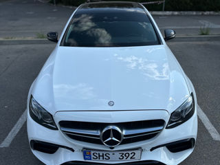 Mercedes E-Class foto 9