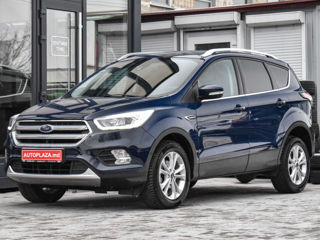 Ford Kuga foto 1