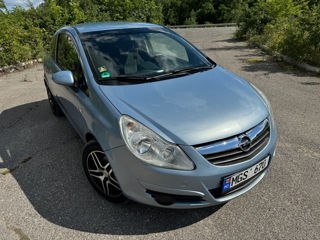 Opel Corsa foto 2