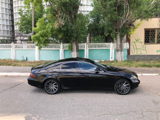 Mercedes CLS-Class