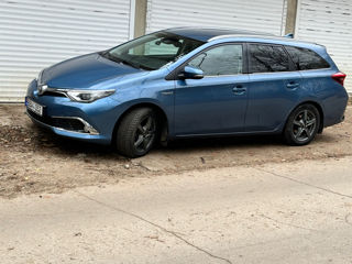 Toyota Auris foto 2