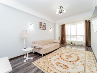 Apartament cu 2 camere, 85 m², Botanica, Chișinău foto 8