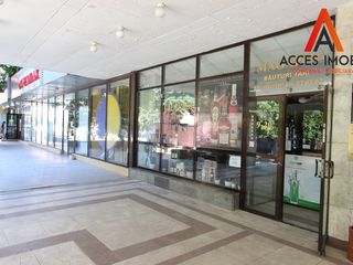 Spațiu comercial, Centru, bd. Ștefan cel Mare, 35 m2, prima linie! foto 2