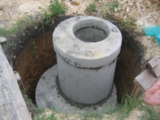 Sapam  canalizare, instalare septic WC tranșee Avem burlane in vinzar