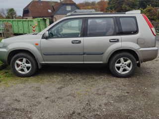 Nissan X-Trail foto 3