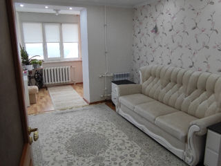 Apartament cu 4 camere, 80 m², Râșcani, Chișinău foto 3