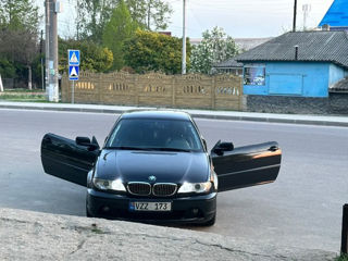 BMW 3 Series Coupe foto 6