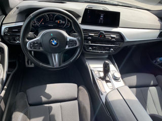 BMW 5 Series foto 9