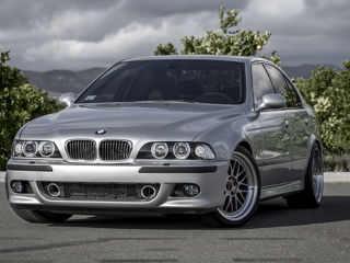 BMW 5 Series foto 9