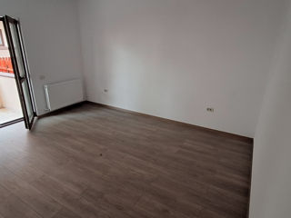 Apartament 1 odaie, Brașov, cu grădină și loc de parcare foto 3