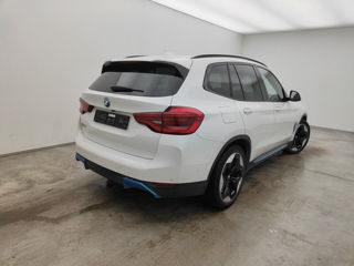 BMW iX3 foto 4