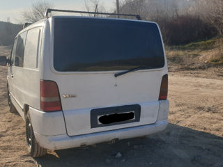 Mercedes Vito foto 3