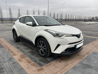 Toyota C-HR foto 3