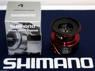 Шпуля Shimano 16 Stradic Ci4+ 2500/C3000, 4000 foto 1