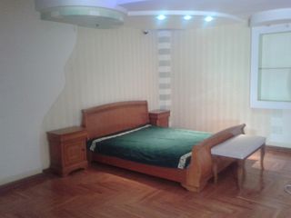 Apartament - Reședință în 3 nivele sect.Buiucani, str.Ion Creangă 20/4 foto 10