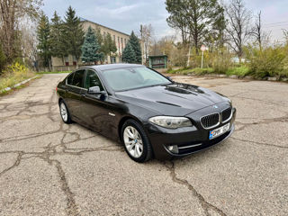 BMW 5 Series foto 3