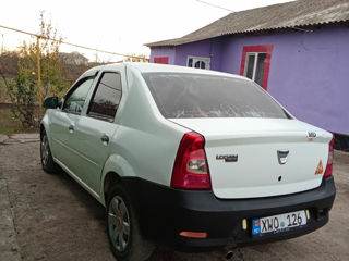 Dacia Logan foto 8