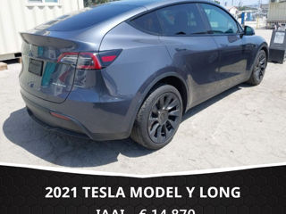 Tesla Model Y foto 3