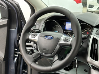 Ford Focus foto 9