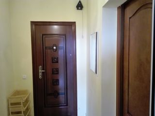 Apartment dotat cu mobila si tenica de 43,4 m.p. pe b-dul Dacia 50. Pret: 26 500 euro foto 7