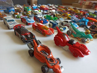 Hot wheels. Игровой набор машинок. Masinele foto 7