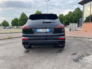 Porsche Cayenne foto 2