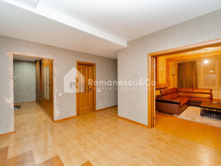 Apartament cu 3 camere, 108 m², Buiucani, Chișinău foto 15
