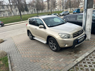 Toyota Rav 4 foto 1