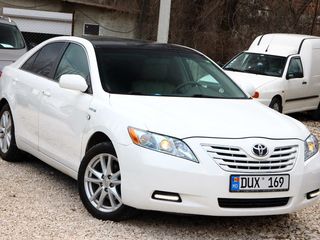 Toyota Camry foto 2