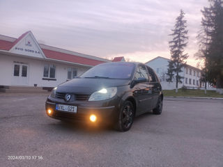 Renault Scenic foto 2