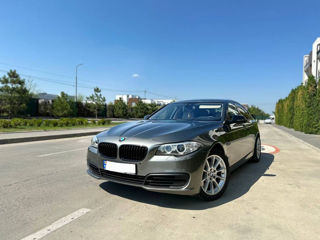 BMW 5 Series foto 2