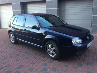 Volkswagen Golf foto 2