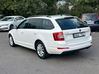 Skoda Octavia foto 2