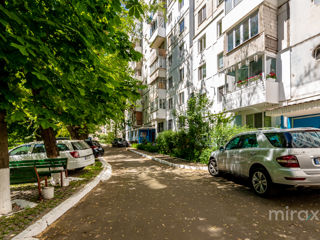 Apartament cu 2 camere, 50 m², Buiucani, Chișinău foto 9