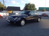 Mercedes E Class foto 4